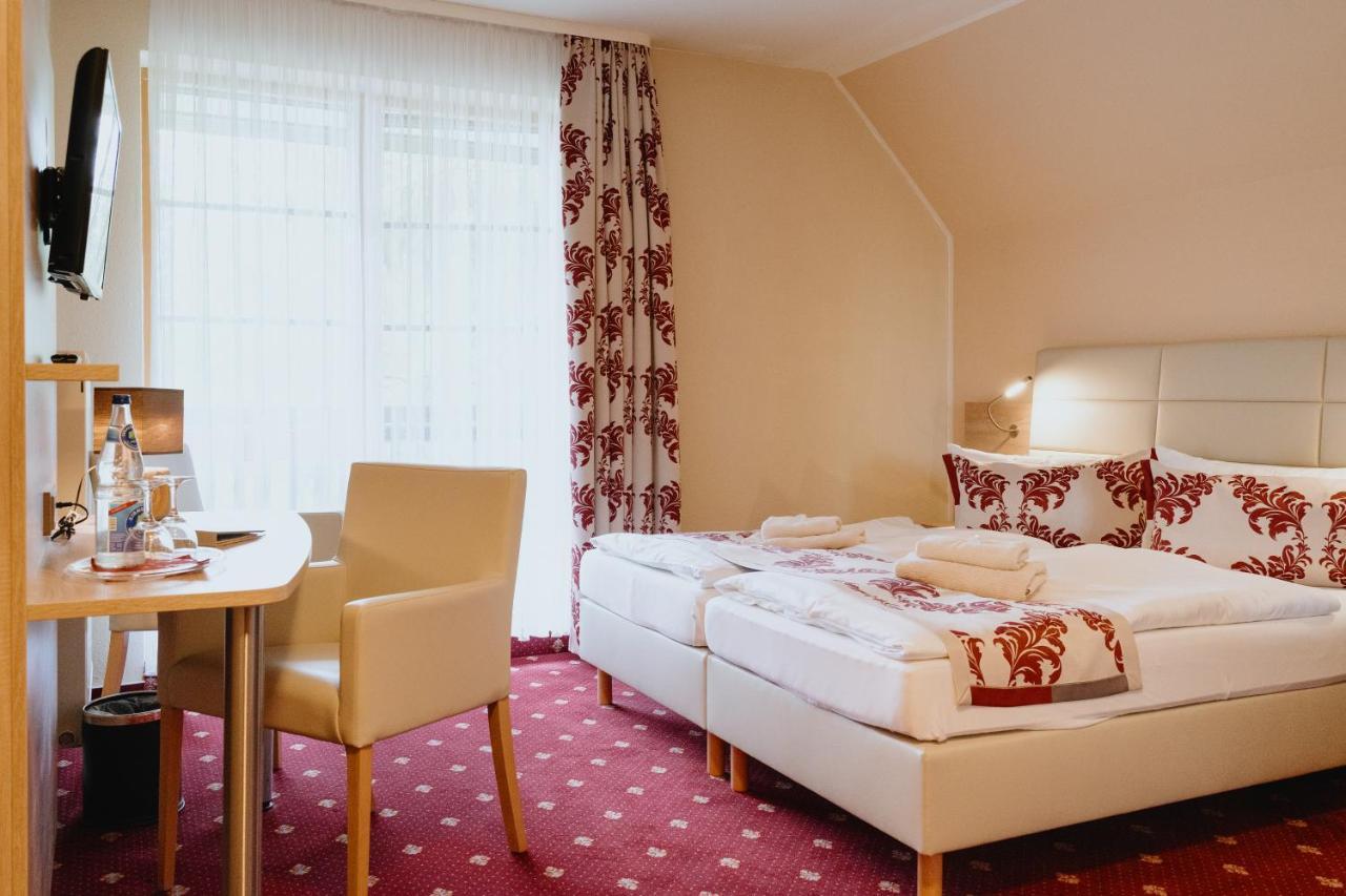 Hotel An Den Bleichen シュトラールズント エクステリア 写真